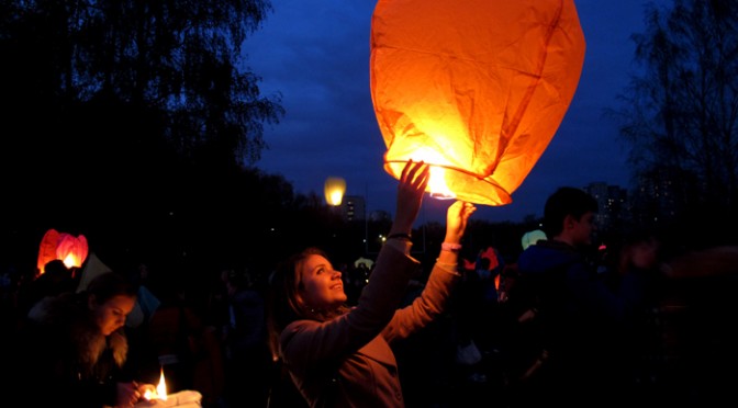 Trouvez une jolie lanterne volante pas cher sur Skylantern